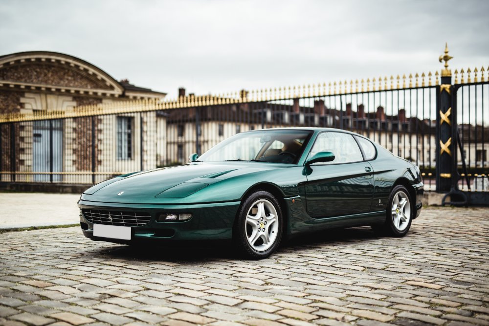 $230,000 Record. Manual V12.